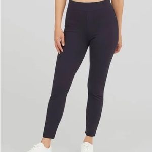 Spanx Women's The Perfect Pant, Ankle 4-Pocket.